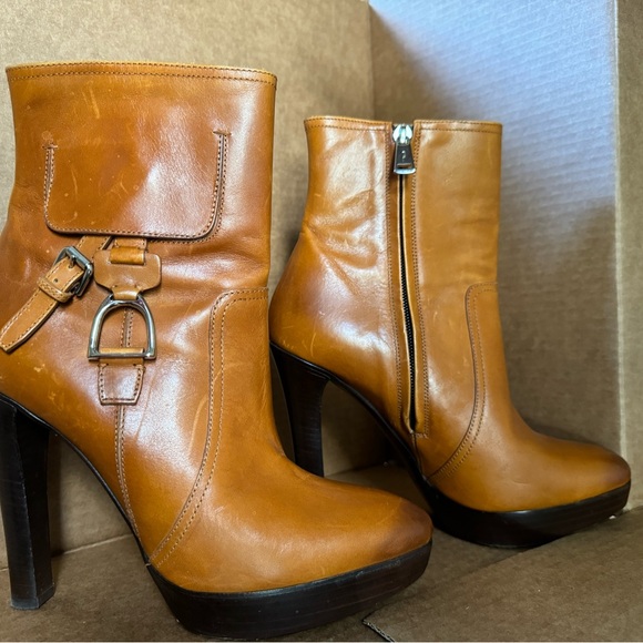 Ralph Lauren Caramel Booties - Picture 2 of 7